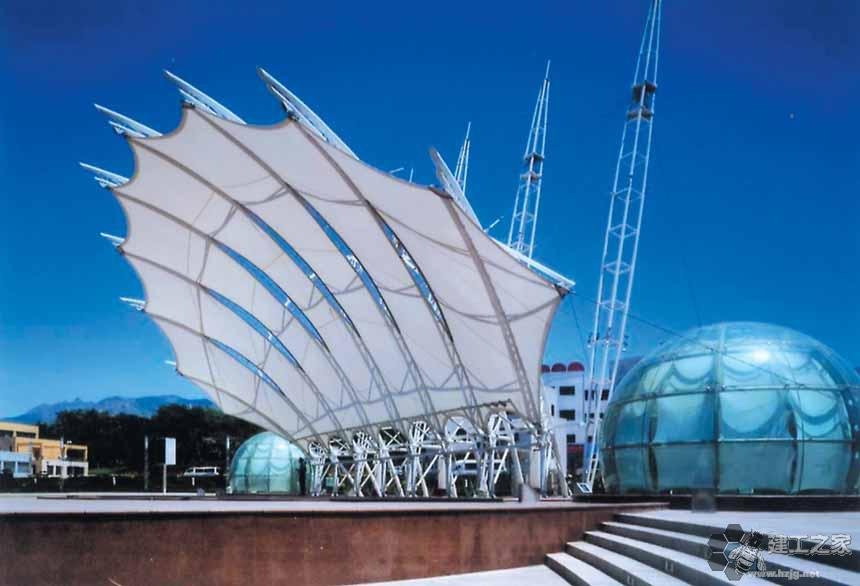 赤壁车棚膜结构网架